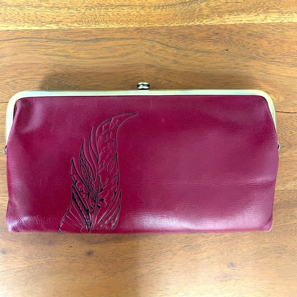 COPY - HOBO Lauren Clutch - Picture 2 of 9